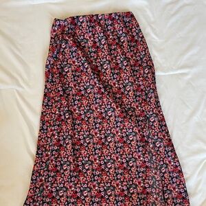 Francesa's midi skirt floral print with slit - size small